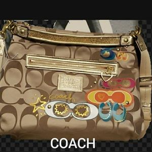 COACH SHOULDER BAG